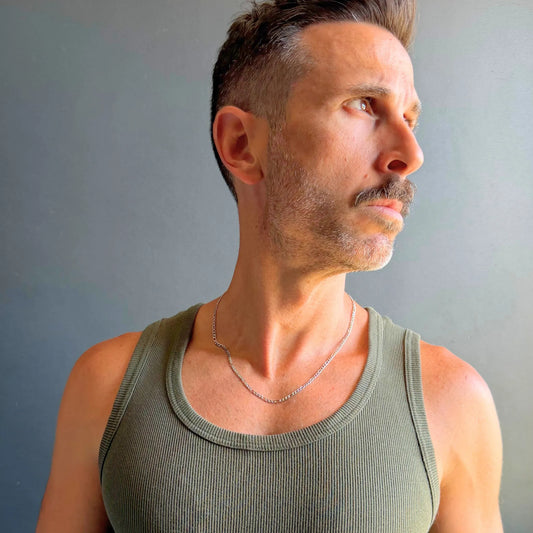 Chain Male silver 3mm Figaro chain necklace side profile, classic everyday men's Figaro chain necklace Australia